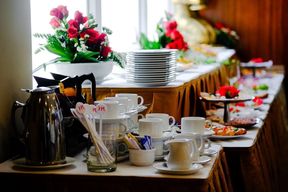 Muong Thanh Holiday Hue Hotel מראה חיצוני תמונה