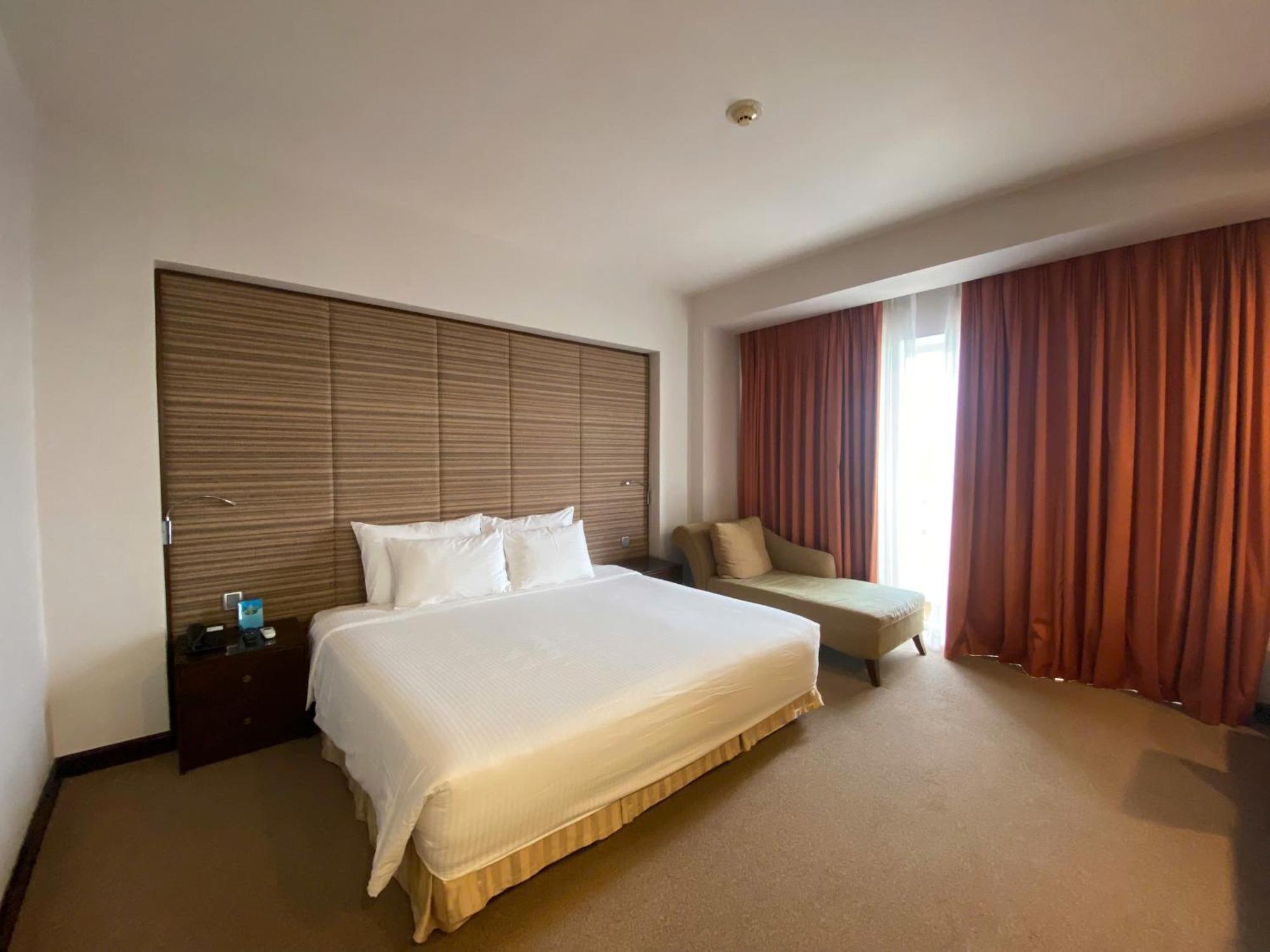 Muong Thanh Holiday Hue Hotel חדר תמונה