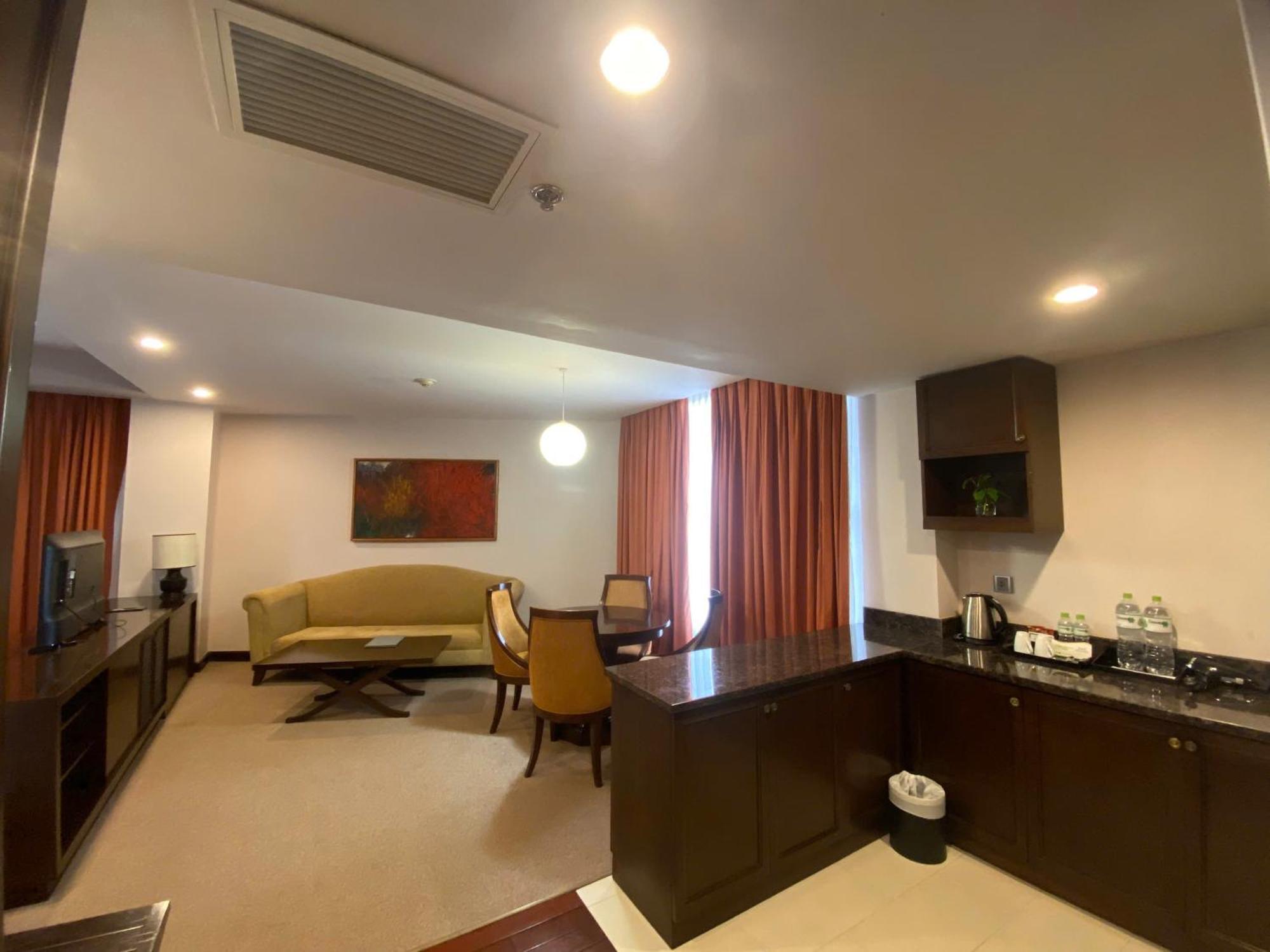 Muong Thanh Holiday Hue Hotel חדר תמונה