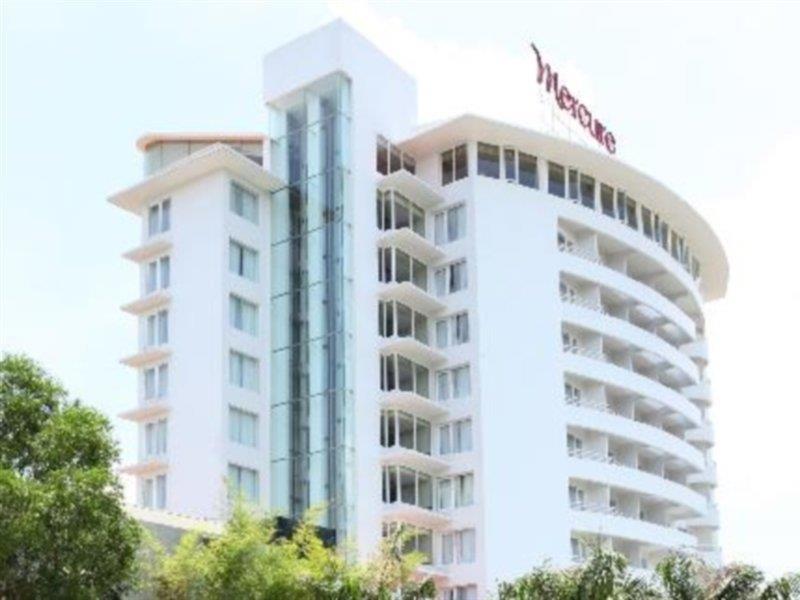 Muong Thanh Holiday Hue Hotel מראה חיצוני תמונה