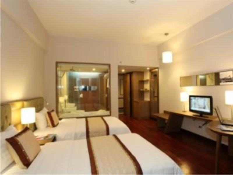 Muong Thanh Holiday Hue Hotel מראה חיצוני תמונה