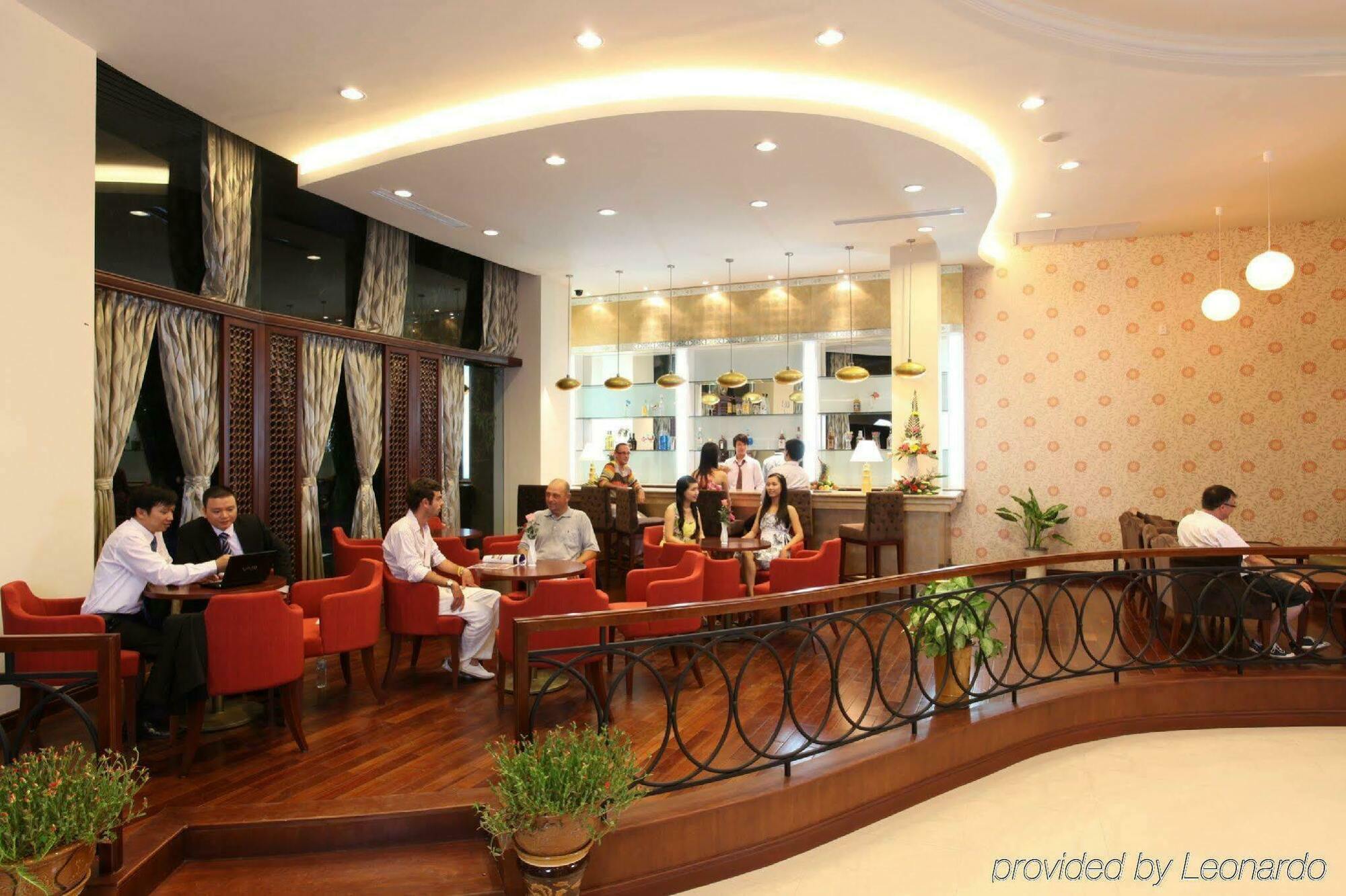 Muong Thanh Holiday Hue Hotel מראה חיצוני תמונה