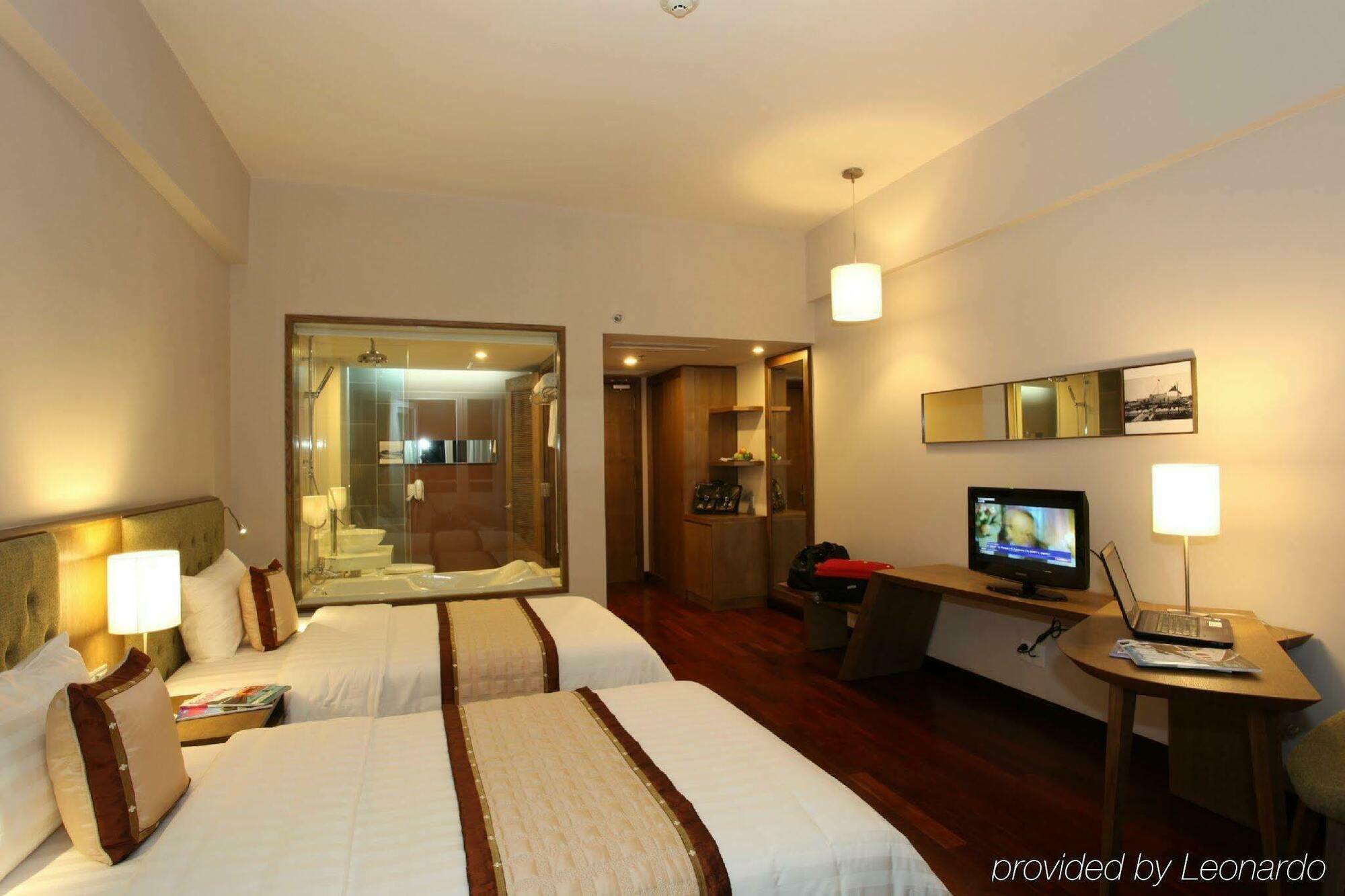 Muong Thanh Holiday Hue Hotel מראה חיצוני תמונה